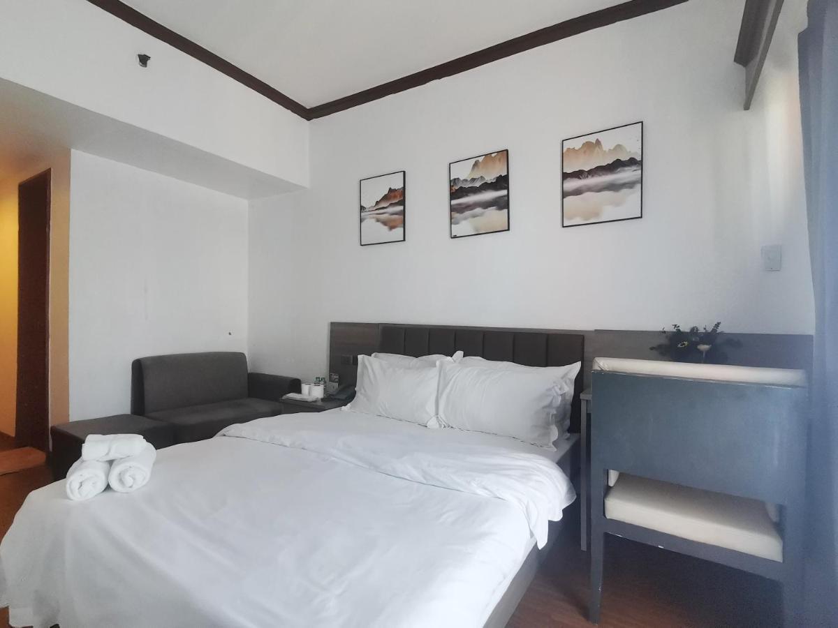 Passion Makati Makati City Exterior foto